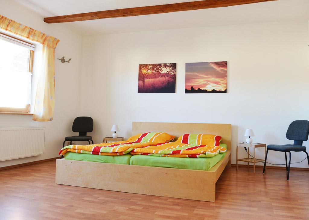 Ferienwohnung Hase Thale Zimmer foto
